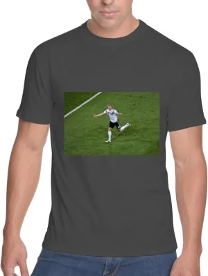 Middle of the Road Toni Kroos - Men's Soft & Comfortable T-Shirt SFI #G1599414