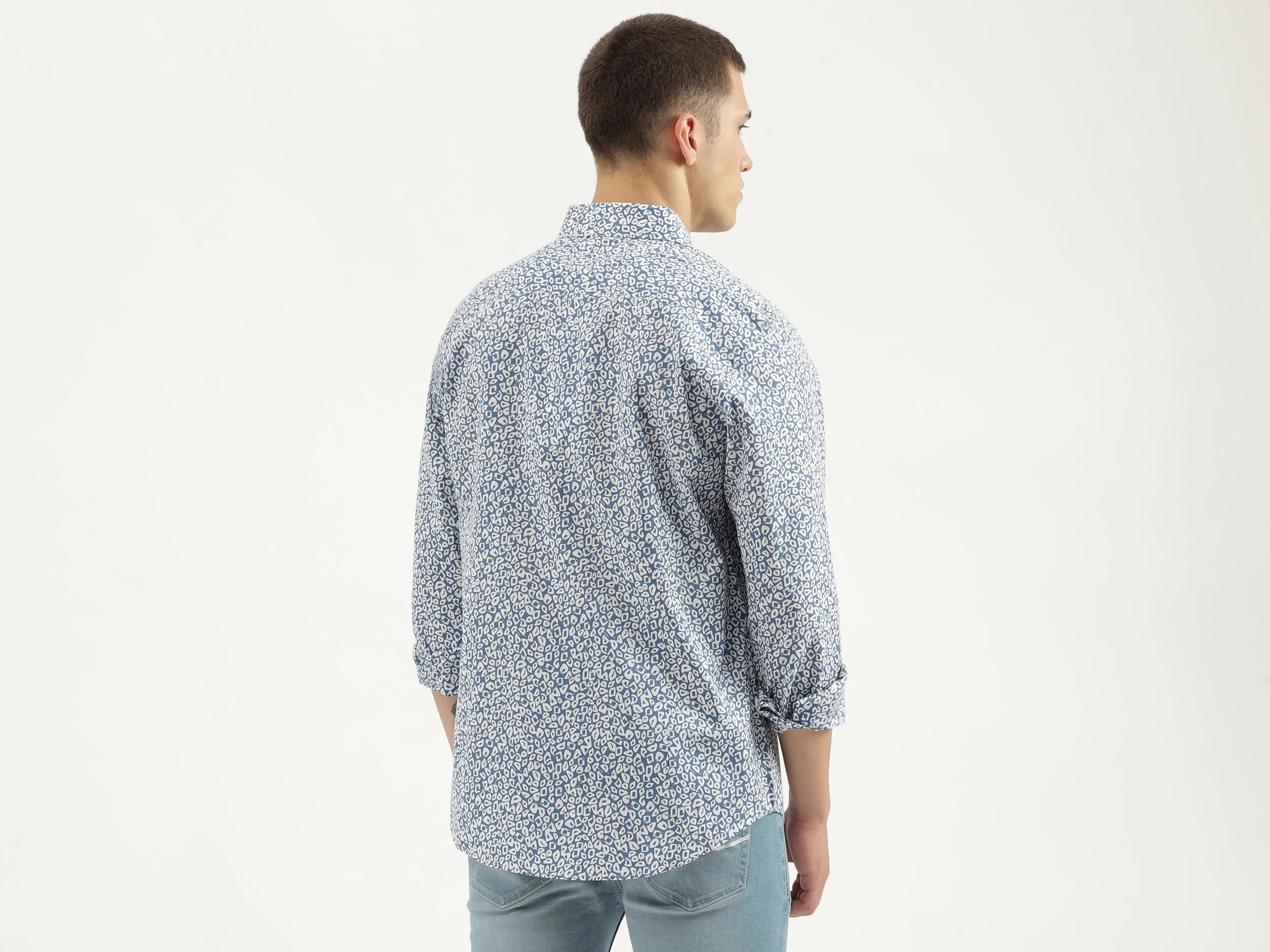 Slim Fit Cut Away Collar Printed Shirts